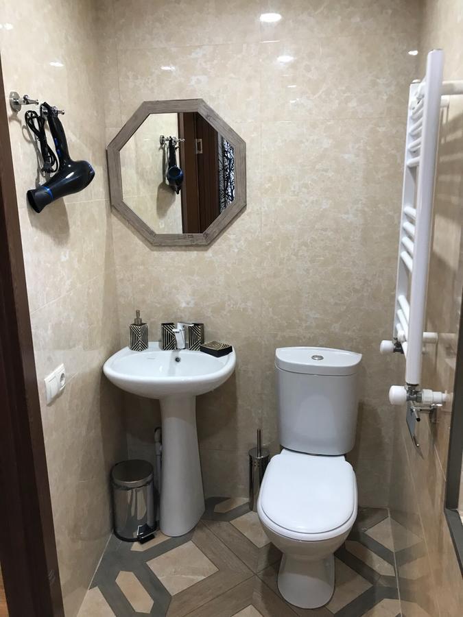 Aleon Hotel Тбилиси Екстериор снимка