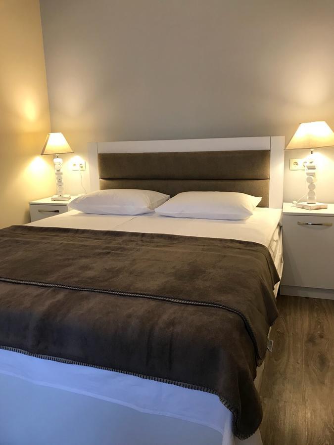 Aleon Hotel Тбилиси Екстериор снимка