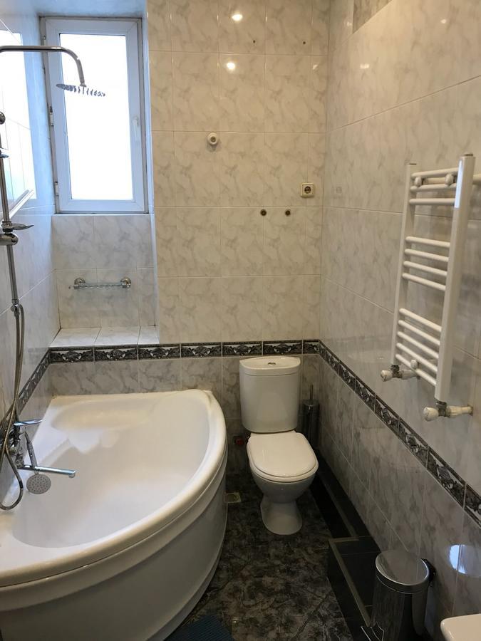 Aleon Hotel Тбилиси Екстериор снимка