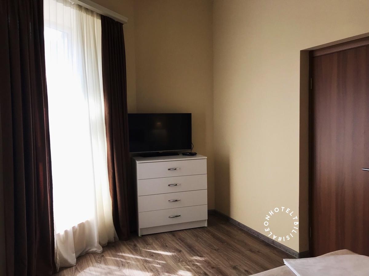Aleon Hotel Тбилиси Екстериор снимка